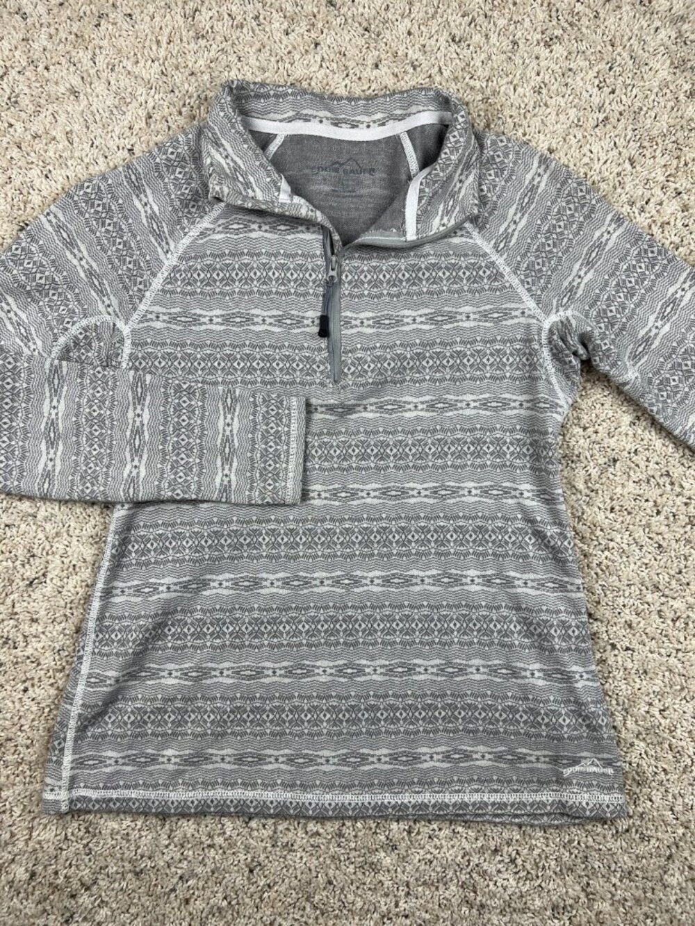 Eddie Bauer Women's Large Snowflake Print 1/4 Zip Long Sleeve Sweater Gray